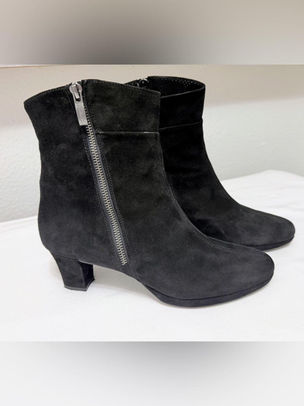 Paul Green Black Suede Ankle Boots Side Zip Leather Trim Austria EU 38.5 US 8